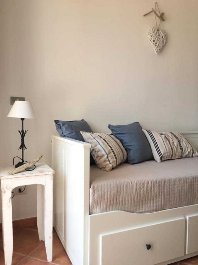 Almarea Blu - Appartamento In Villa Vicino Al Mare - Affitto Breve Полиняно а Маре Екстериор снимка